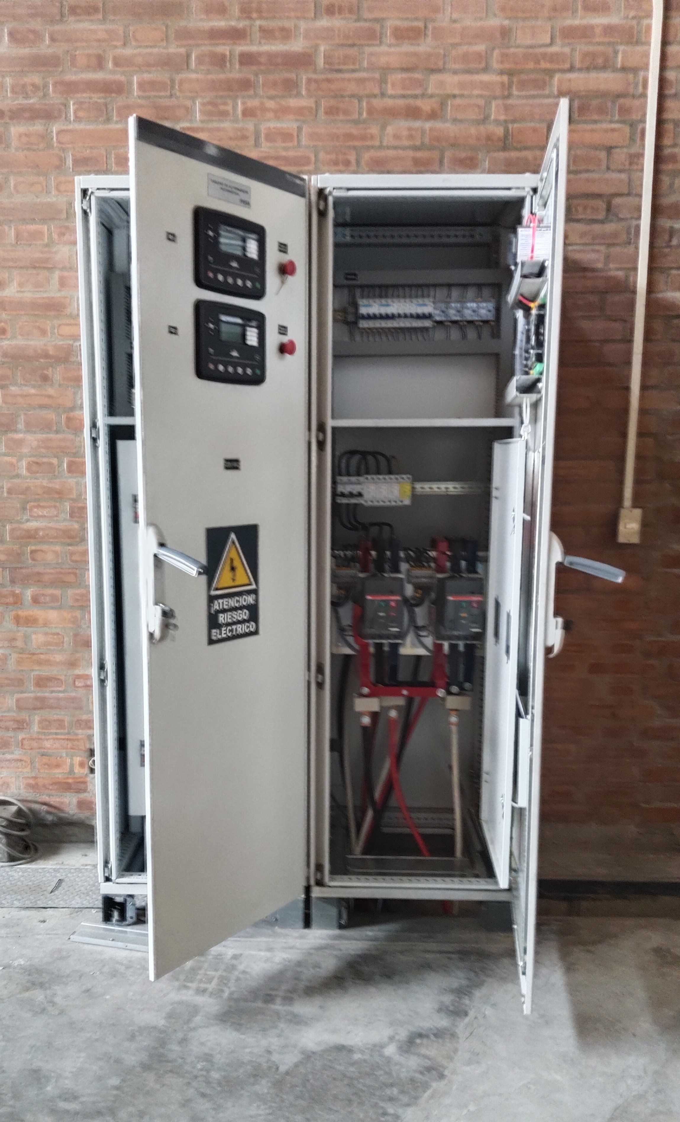 Instalación y mantenimiento de tableros